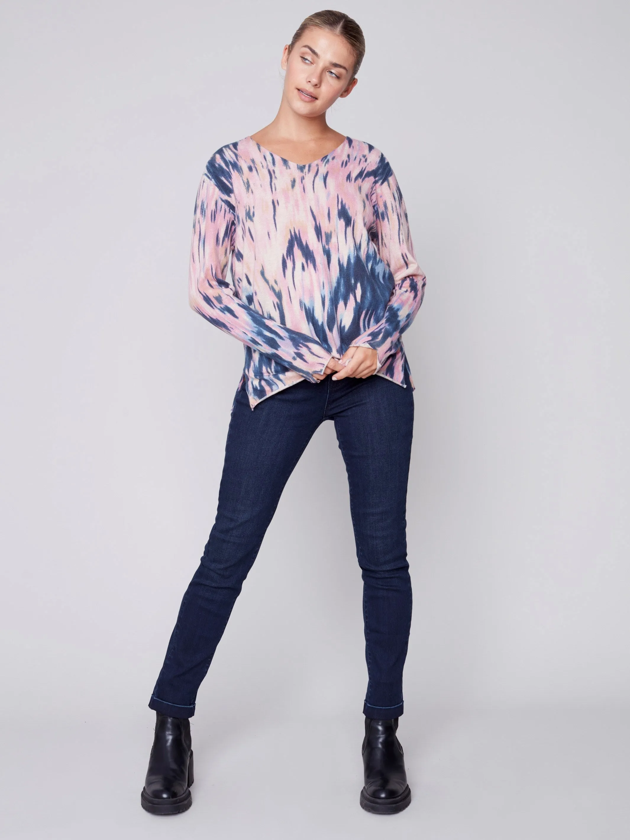 Printed V-Neck Sweater - Pastel
