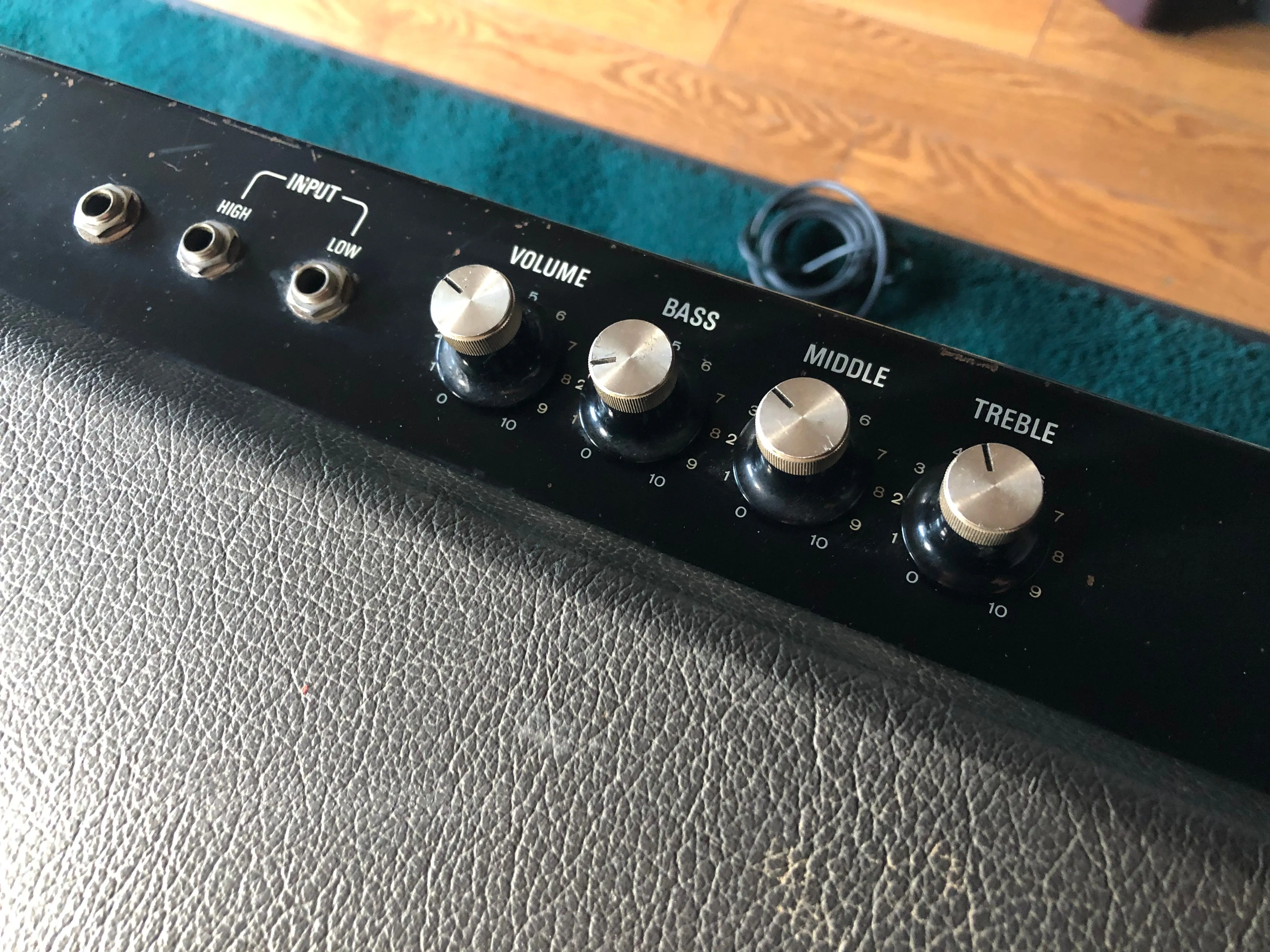 Yamaha YBA-45 Vintage Bass Combo Used